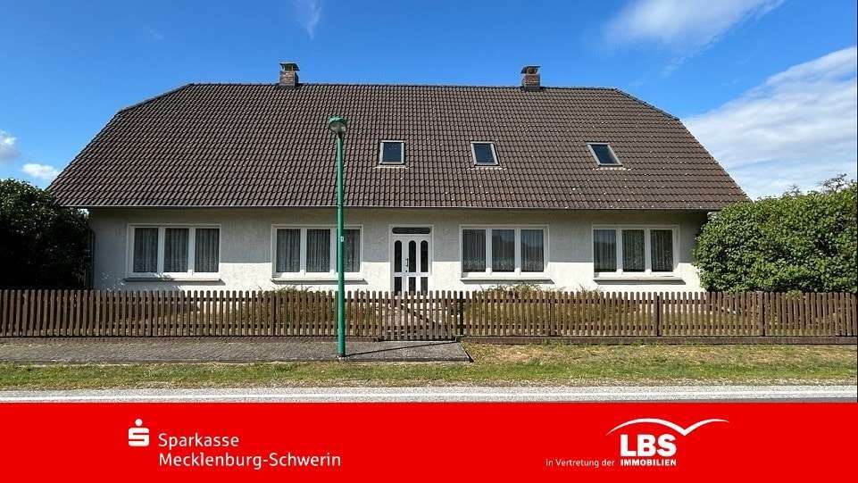 Haus zum Kaufen in Matzlow-Garwitz 265.000 € 143 m²