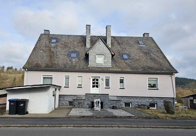 Mehrfamilienhaus, Wohnhaus Daun Boverath - 8 Zimmer, 230 m&sup2;, 298.000&euro; | Angebot:25319840