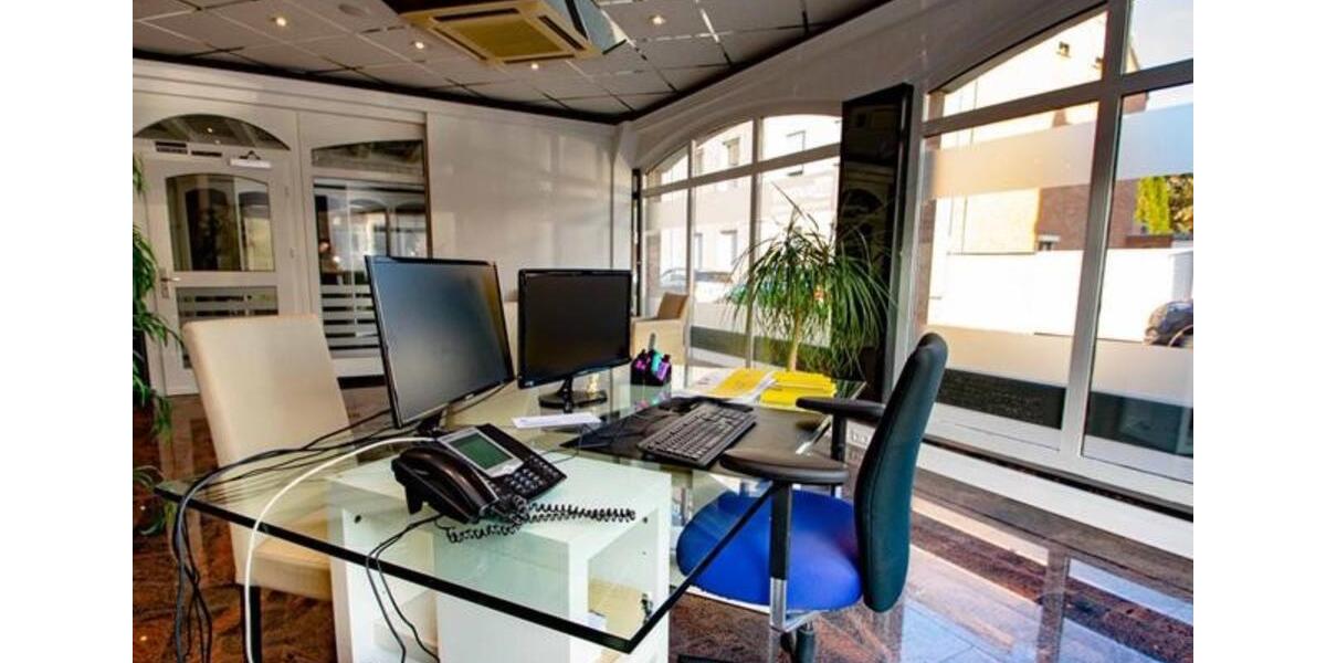 Schönes Start Up Büro mit Fenster Front in der Südstraße zimmer