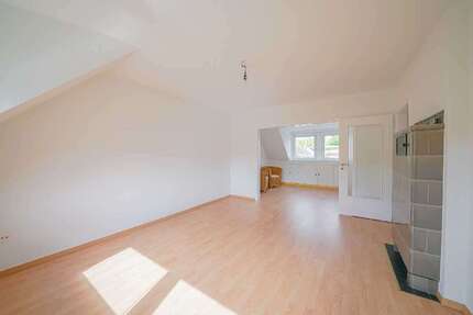 Wohnung Düsseldorf Rath - 3 Zimmer, 70 m&sup2;, 730&euro; | Angebot:26855426