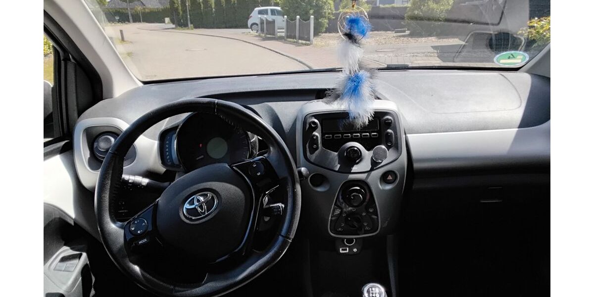 Toyota Aygo (X) 45.000 km 8.500 &euro; Bad Bramstedt 24576