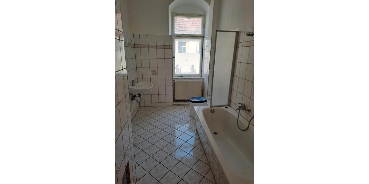 Etagenwohnung Leisnig - 3.5 Zimmer, 109 m&sup2;, 470&euro; | Angebot:25902802