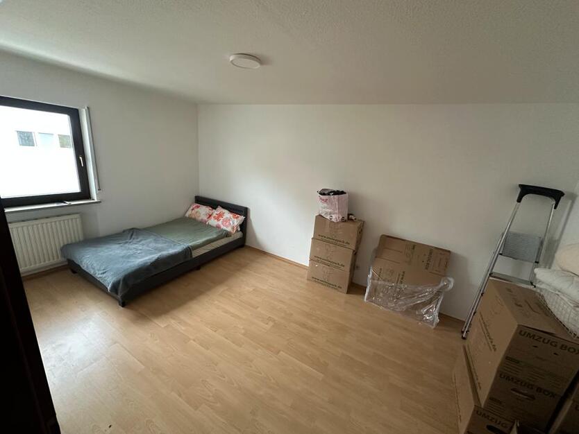 Traumhafte Doppelhaushälfte mit Garten in 91227 Leinburg zimmer
