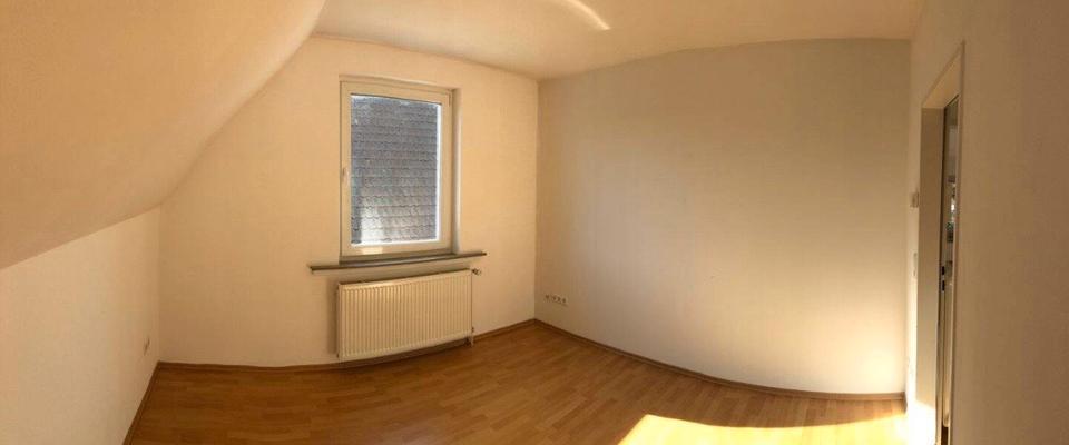 3 Zimmer Küche+Bad zimmer