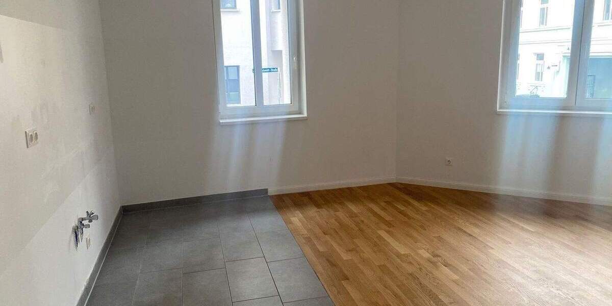 Zimmer Halle (Saale) Innenstadt - 2 Zimmer, 50 m&sup2;, 650&euro; | Angebot:26343850