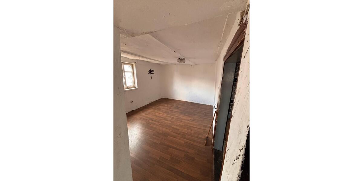 Doppelhaushälfte Rauschenberg - 5 Zimmer, 150 m&sup2;, 55.000&euro; | Angebot:26994055