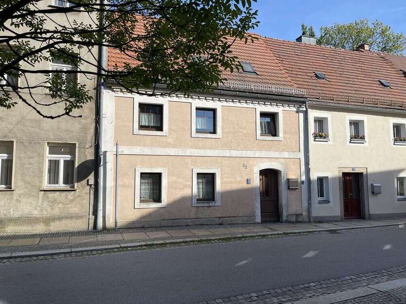 Haus zum Kaufen in ReichenbachO.L. 110.000 € 110 m²
