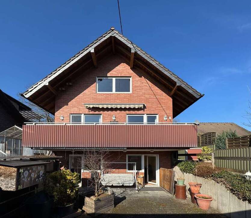 Haus zum Kaufen in Ruppichteroth-Winterscheid 459.000 € 196 m²