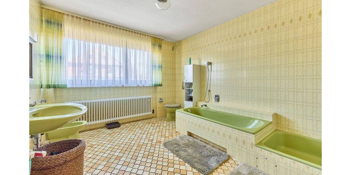 Einfamilienhaus Kaiserslautern Innenstadt - 6 Zimmer, 237 m&sup2;, 695.000&euro; | Angebot:26435800