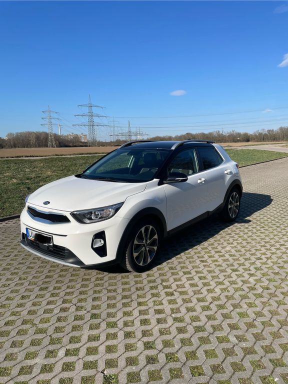 Kia Stonic 88.000 km 13.299 € Ludwigshafen 67069
