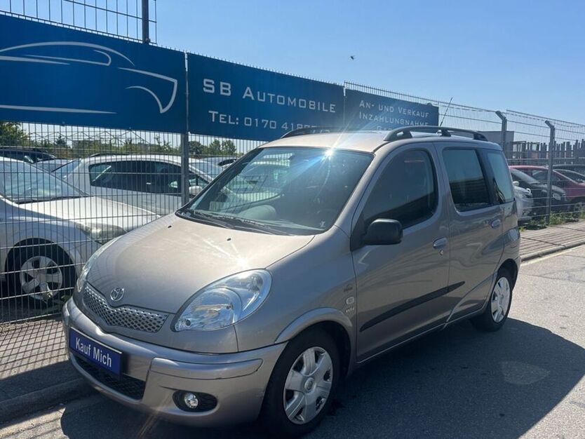 Yaris