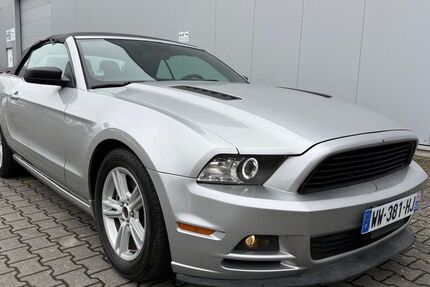 Ford Mustang 99.000 km 9.500 &euro; Walldürn 74731