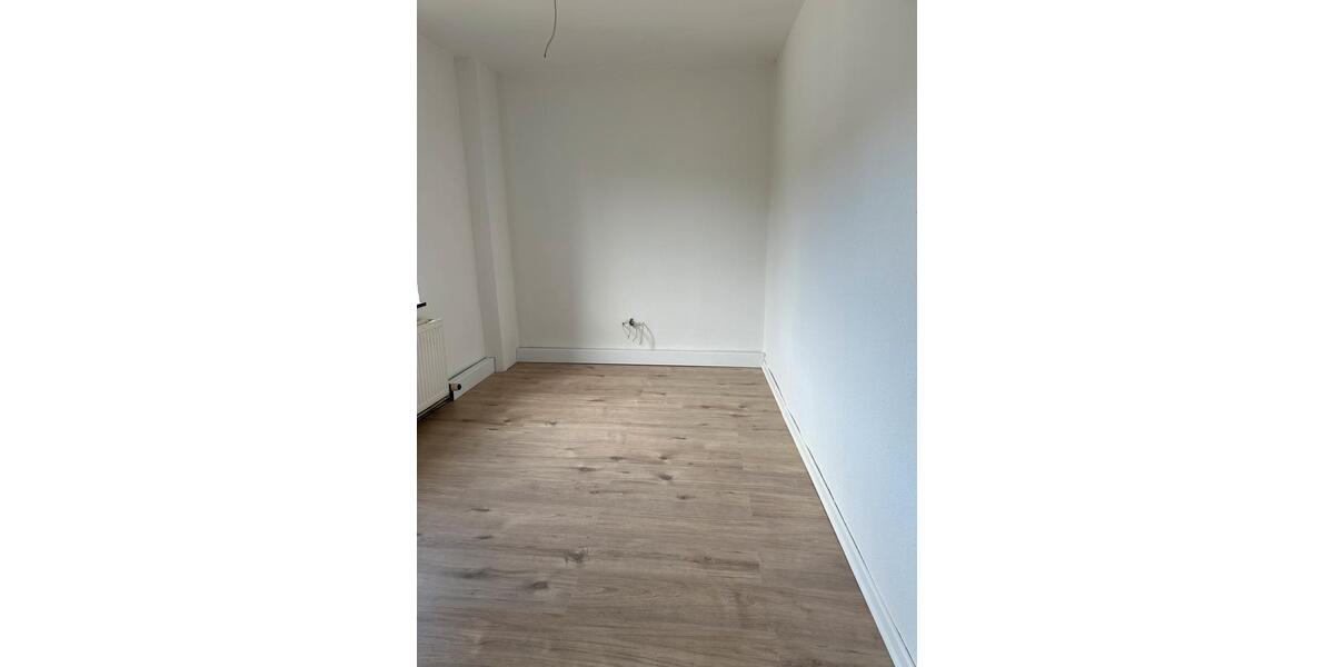 Etagenwohnung Großmaischeid - 5 Zimmer, 120 m&sup2;, 750&euro; | Angebot:26538150