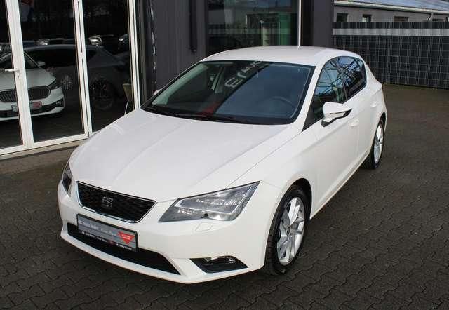 Seat Leon 68.881 km 11.990 &euro; Münchenbernsdorf 07589