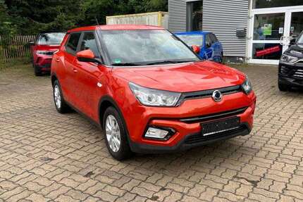 SsangYong Tivoli 54.119 km 10.690 &euro; Ellefeld 08236