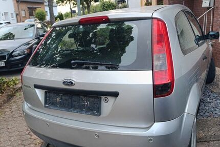 Ford Fiesta 206.000 km 750 &euro; Troisdorf 53844