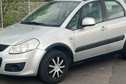 Suzuki SX4 279.910 km 2.500 &euro; Göttingen 37079