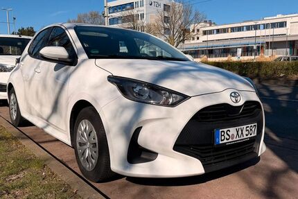 Toyota Yaris 75.184 km 11.980 &euro; Braunschweig 38114