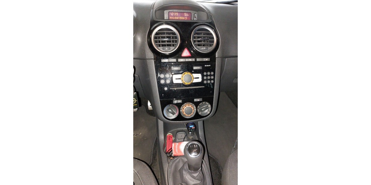 Opel Corsa 121.500 km 3.980 &euro; Waltenhofen 87448