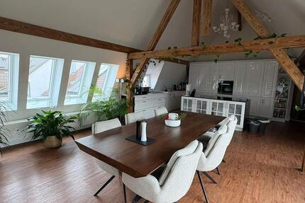 Haus Pfaffenhausen - 6 Zimmer, 187 m&sup2;, 1.500&euro; | Angebot:24783155