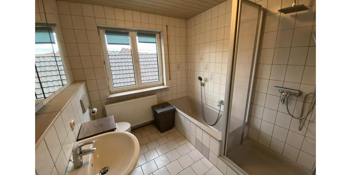 Etagenwohnung Bad Neustadt an der Saale - 3.5 Zimmer, 80 m&sup2;, 725&euro; | Angebot:25931451