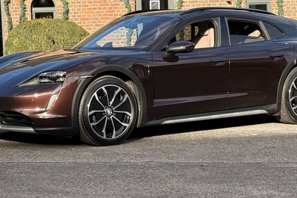 Porsche Taycan 20.100 km 69.790 &euro; Frechen (bei Köln) 50226