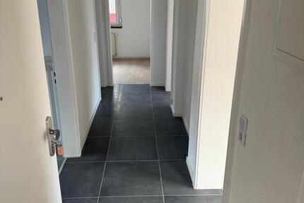 Wohnung Weil am Rhein - 3 Zimmer, 85 m&sup2;, 1.300&euro; | Angebot:26306167