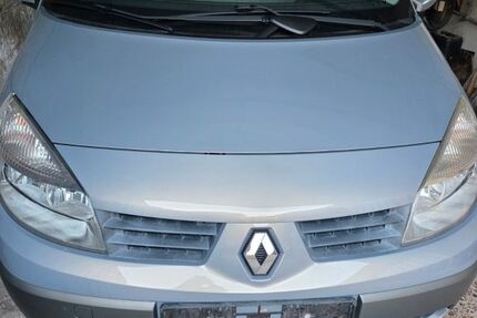 Renault Scenic 151.000 km 1.900 &euro; Frankenblick 96528