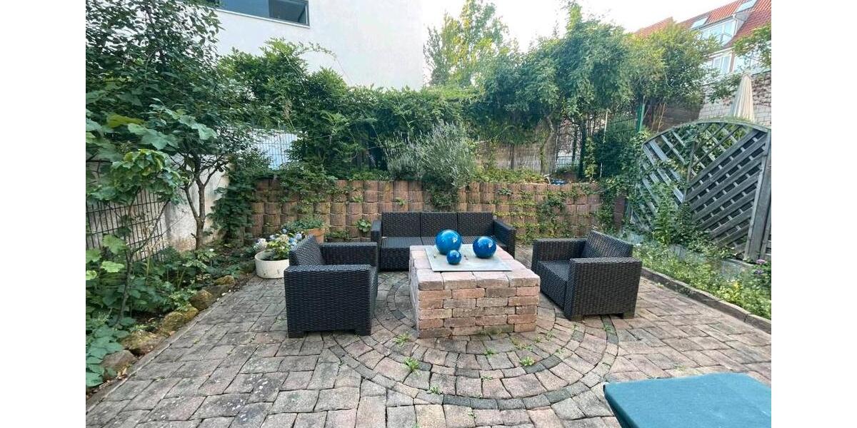 Doppelhaushälfte Kaiserslautern Bahnheim - 7 Zimmer, 220 m&sup2;, 2.250&euro; | Angebot:26170787