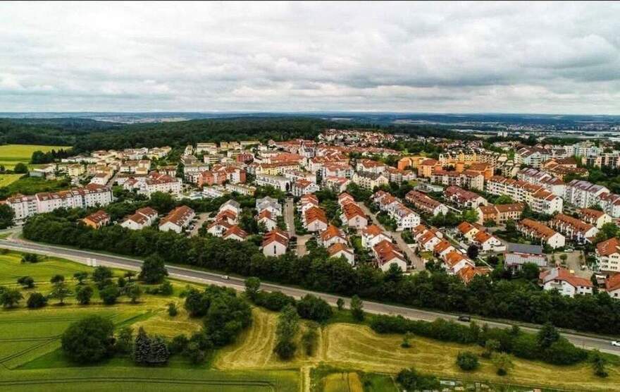 Von privat ohne Provision- Schöne 2,5 Zimmer Wohnung in Böblingen mit Stellplatz 2 zimmer