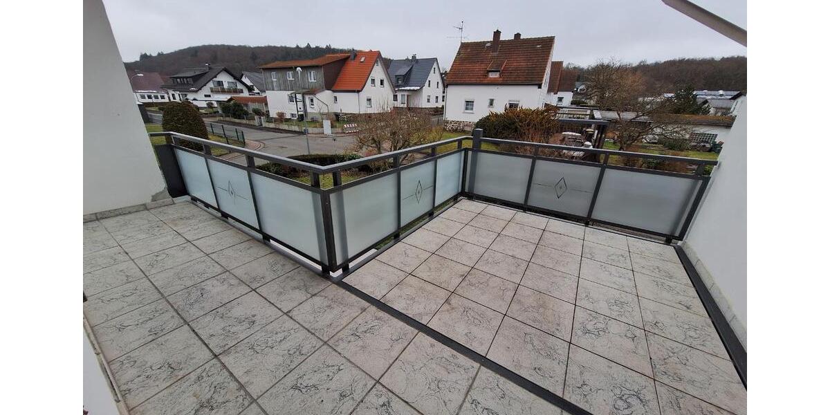Etagenwohnung Solms - 3.5 Zimmer, 125 m&sup2;, 1.000&euro; | Angebot:26314672