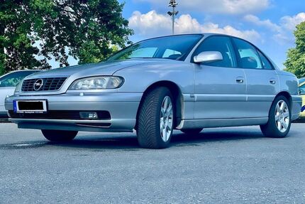 Opel Omega