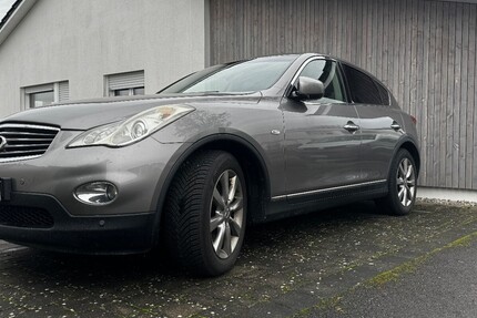 INFINITI EX 37 175.826 km 11.999 € Markdorf 88677