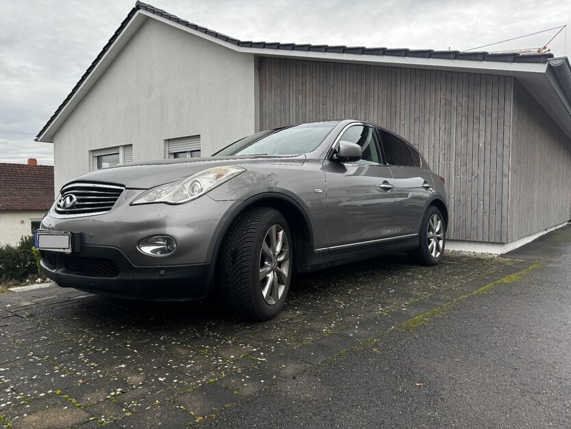 INFINITI EX 37 175.826 km 11.999 € Markdorf 88677