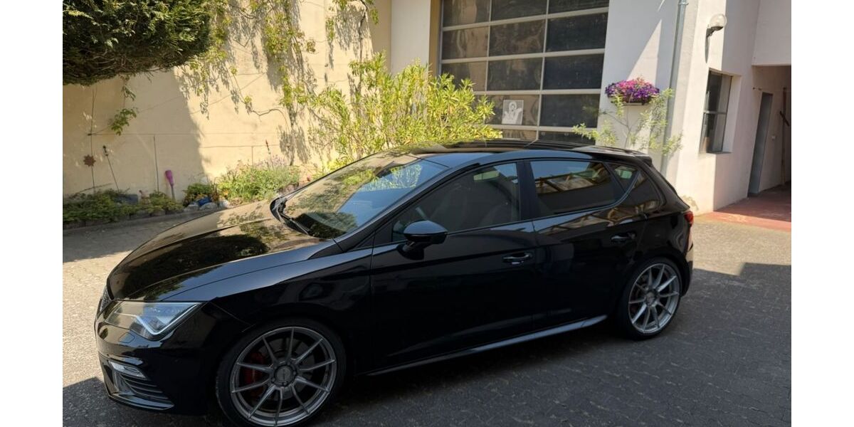 Seat Leon 79.800 km 21.900 &euro; Wöllstein 55597