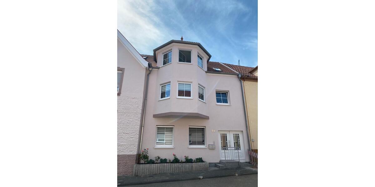 Maisonettenwohnung Zweibrücken - 4 Zimmer, 117 m&sup2;, 920&euro; | Angebot:26424457