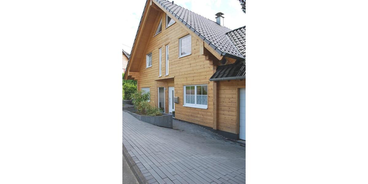 Einfamilienhaus Waldbröl - 5 Zimmer, 196 m&sup2;, 475.000&euro; | Angebot:27416410