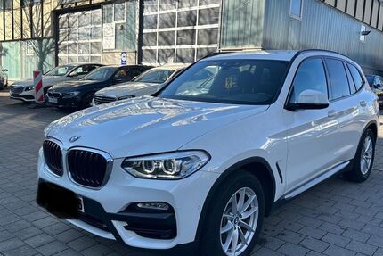 BMW X3 118.000 km 25.900 &euro; München 80939