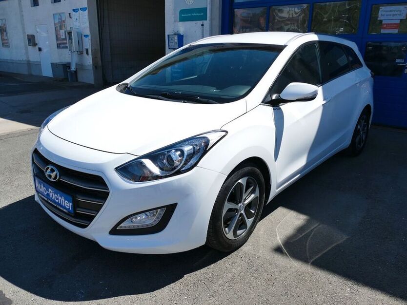 i30