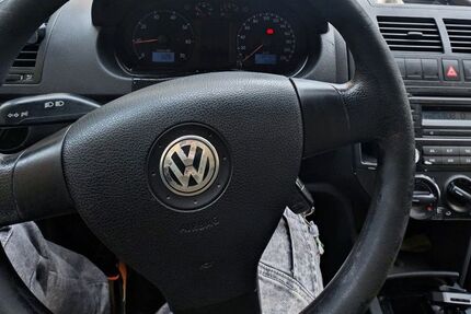 VW Polo 140.000 km 5.350 &euro; Dresden 01139