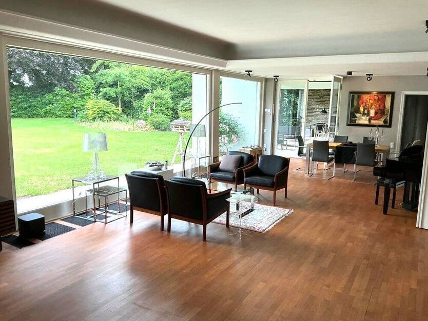 Ihr Logenplatz im Herzen der erlesensten Wohnlage! Premium-Bungalow direkt am Bökelberg!