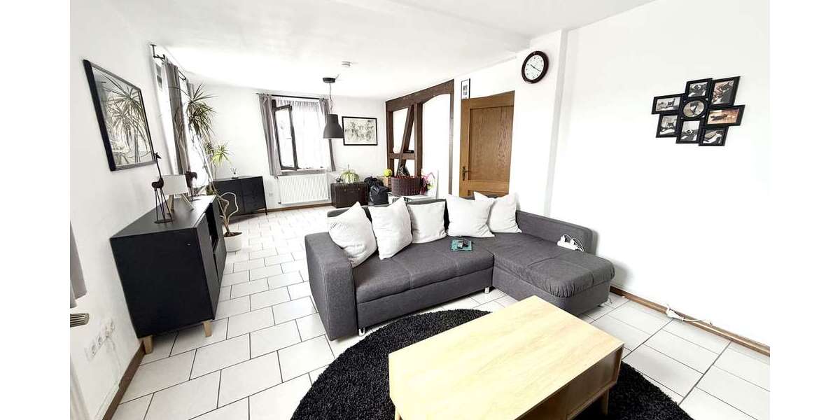 Etagenwohnung Dutenhofen Dutenhofen - 4 Zimmer, 110 m&sup2;, 790&euro; | Angebot:26863905