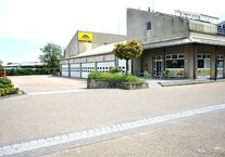 Ehemalige Produktionshalle mit Neben- und Wohnflächen