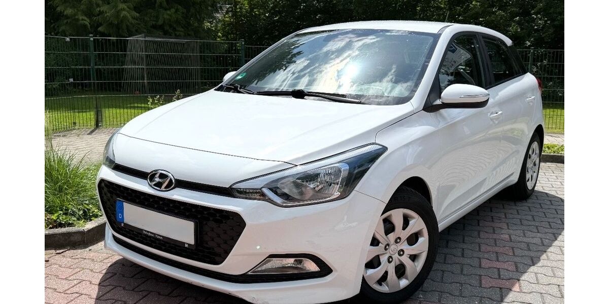 Hyundai i20 107.500 km 6.200 &euro; Ibbenbüren 49477