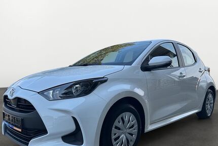Toyota Yaris 29.907 km 18.790 &euro; Freiburg 79108