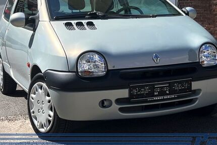 Renault Twingo 174.613 km 990 &euro; Berlin - Pankow 13187