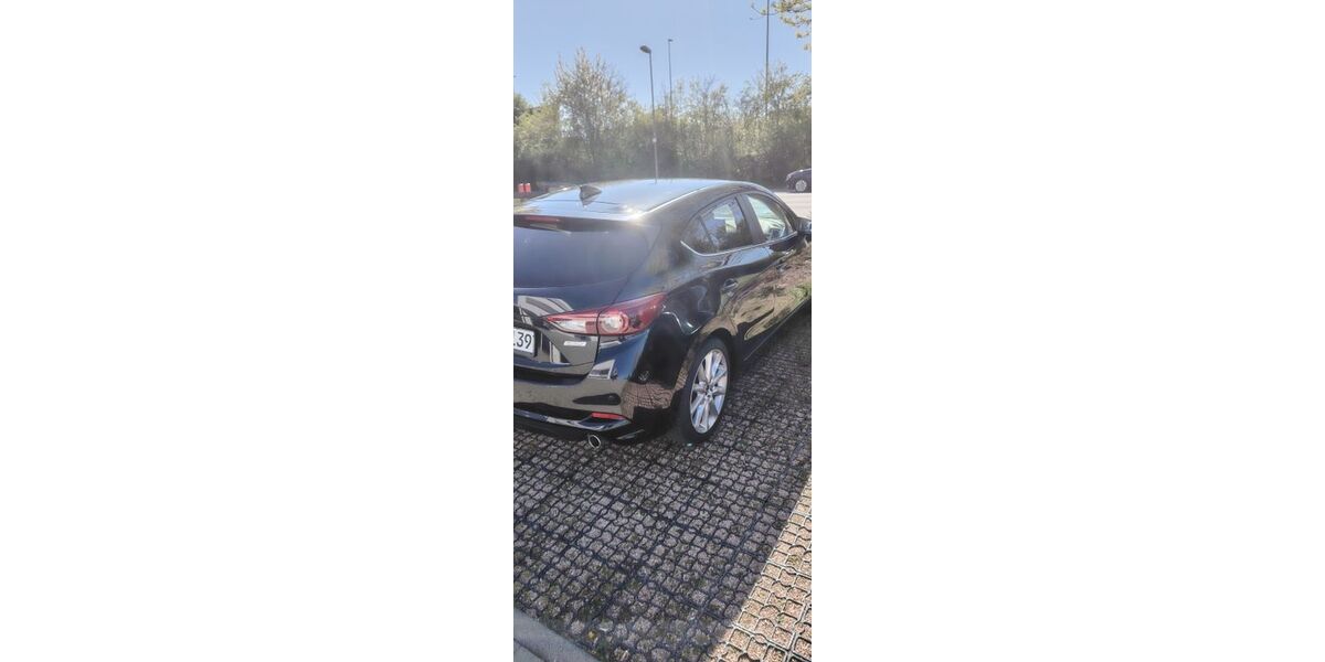 Mazda 3 123.660 km 10.000 &euro; Mainz 55122