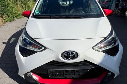 Toyota Aygo (X) 112.200 km 7.200 &euro; Germersheim 76726
