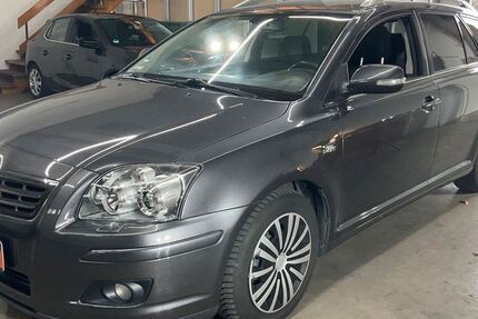 Toyota Avensis 175.420 km 4.350 &euro; Berlin 13127