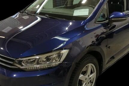 VW Touran 119.873 km 22.990 &euro; München 81243